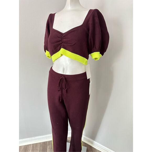 NWT For Love & Lemons Cropped Top And Sweatpant 2Piece Set Burgundy Large - Picture 7 of 9